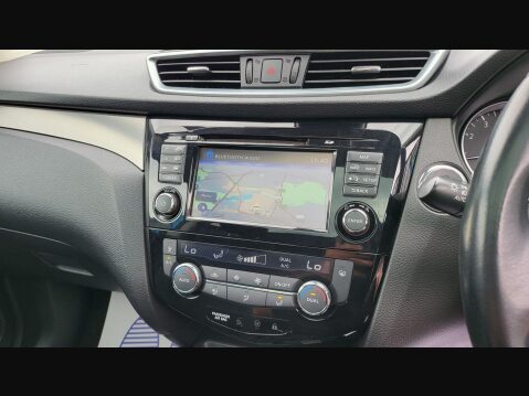 Nissan Qashqai N-CONNECTA DIG-T 23