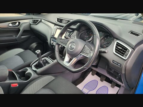 Nissan Qashqai N-CONNECTA DIG-T 14