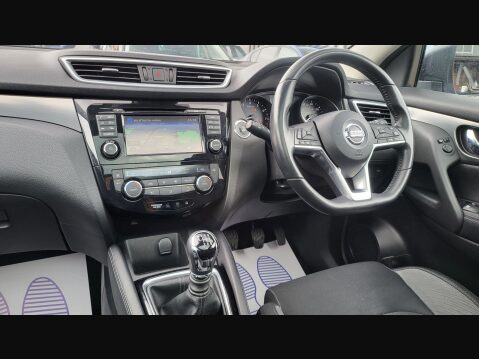 Nissan Qashqai N-CONNECTA DIG-T 13