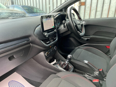 Ford Fiesta ST-LINE 11