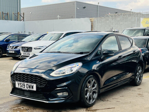 Ford Fiesta ST-LINE 14