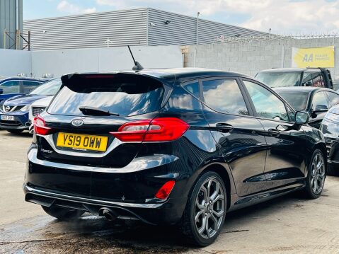 Ford Fiesta ST-LINE 10