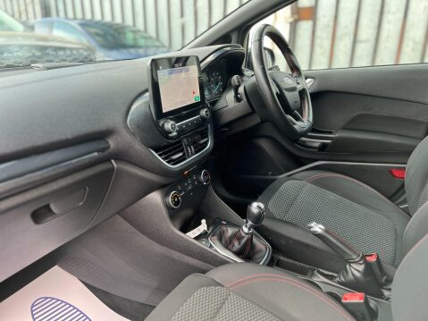 Ford Fiesta ST-LINE 11