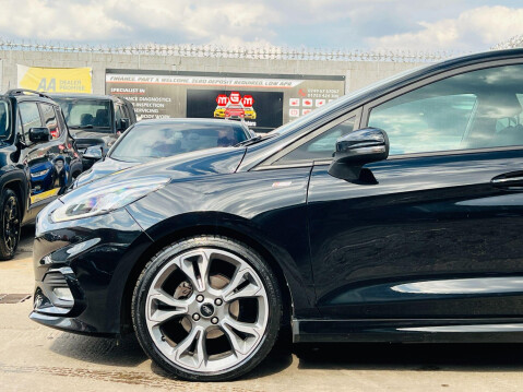 Ford Fiesta ST-LINE 8