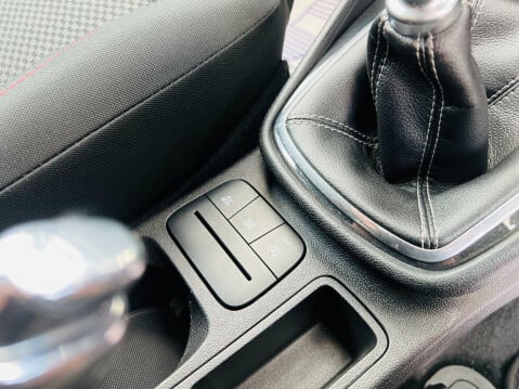 Ford Fiesta ST-LINE 26