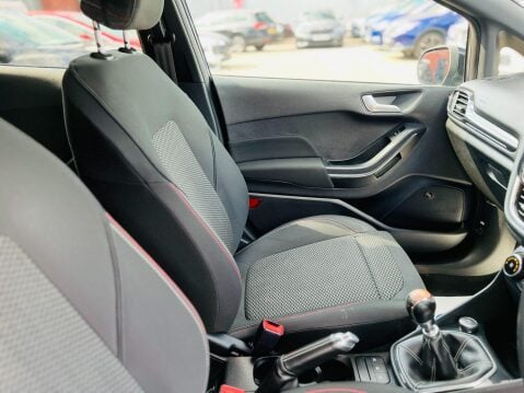Ford Fiesta ST-LINE 20