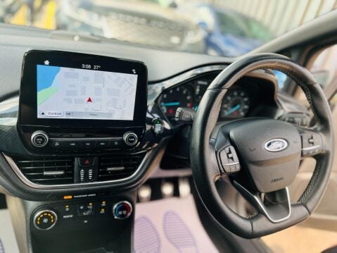 Ford Fiesta ST-LINE 24