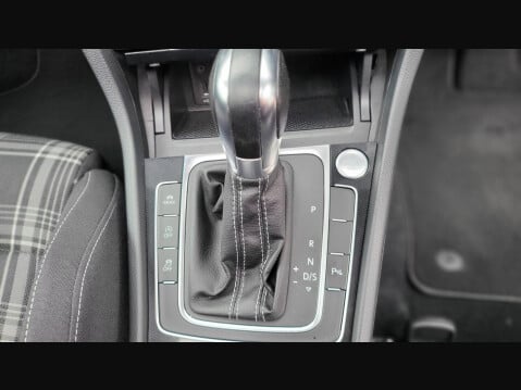 Volkswagen Golf GTD DSG 20
