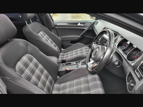 Volkswagen Golf GTD DSG 21