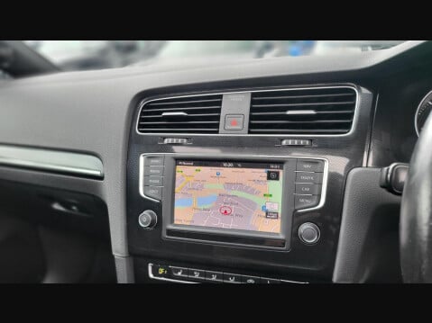 Volkswagen Golf GTD DSG 31