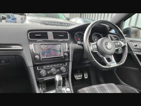 Volkswagen Golf GTD DSG 15