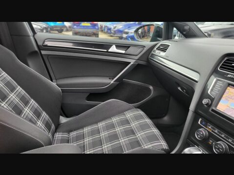 Volkswagen Golf GTD DSG 24
