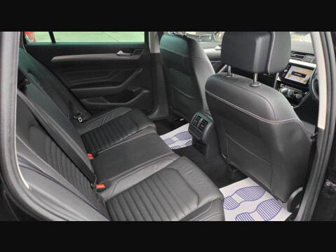 Volkswagen Passat SEL TDI DSG 15