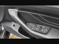 Volkswagen Passat SEL TDI DSG 28