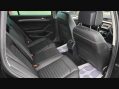 Volkswagen Passat SEL TDI DSG 14
