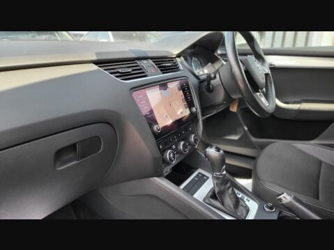 Skoda Octavia SE DRIVE TSI DSG 11