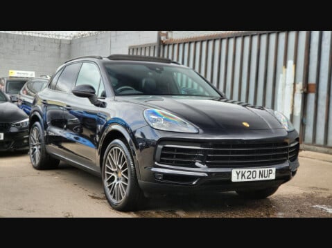 Porsche Cayenne V6 2