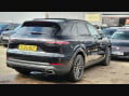 Porsche Cayenne V6 10