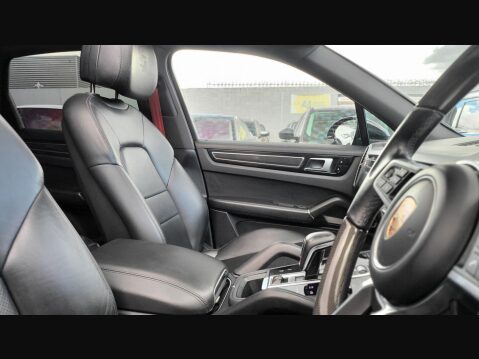 Porsche Cayenne V6 20