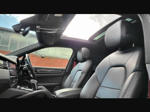 Porsche Cayenne V6 40