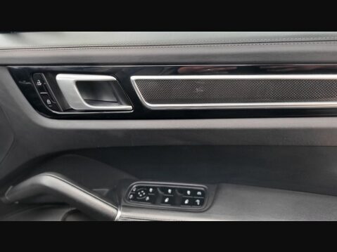 Porsche Cayenne V6 26