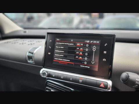 Citroen C4 Cactus PURETECH FLAIR S/S EAT6 23
