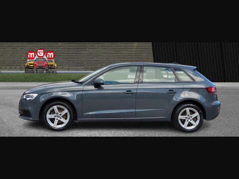 Audi A3 SPORTBACK TFSI SE TECHNIK 8