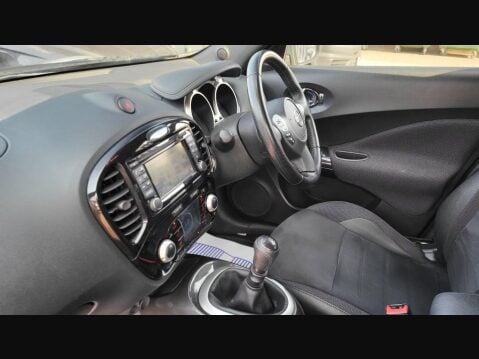 Nissan Juke N-CONNECTA DIG-T 11