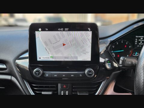 Ford Fiesta ST-LINE 18