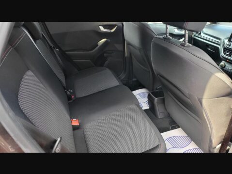 Ford Fiesta ST-LINE 17