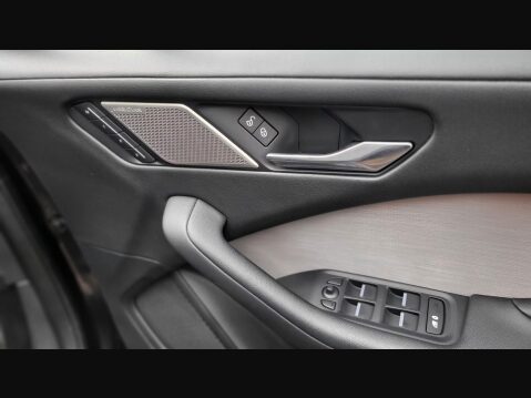 Jaguar I-Pace S 22