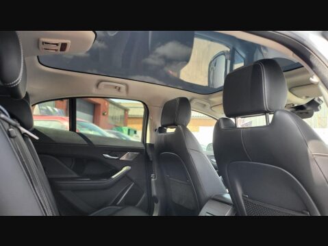 Jaguar I-Pace SE 3