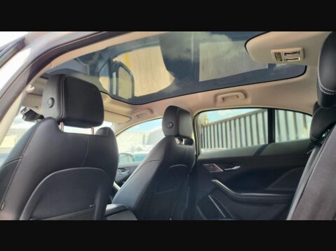 Jaguar I-Pace SE 19