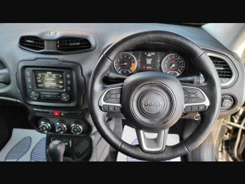 Jeep Renegade LONGITUDE 26