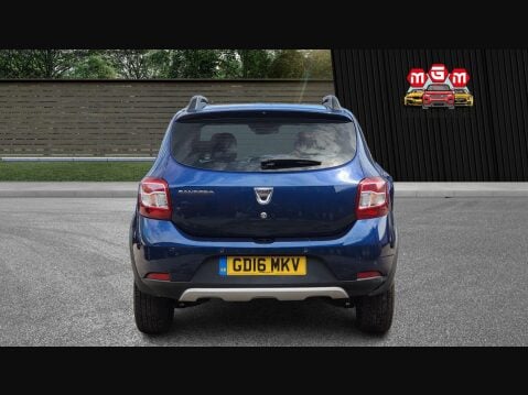 Dacia Sandero Stepway LAUREATE TCE 8
