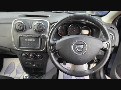 Dacia Sandero Stepway LAUREATE TCE 24