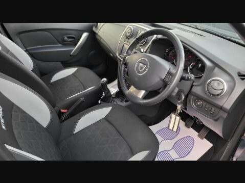 Dacia Sandero Stepway LAUREATE TCE 2