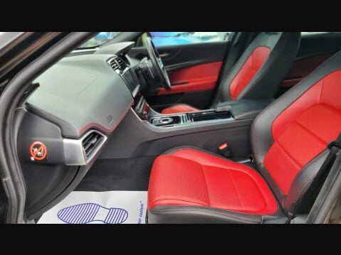 Jaguar XE D LANDMARK AWD 12