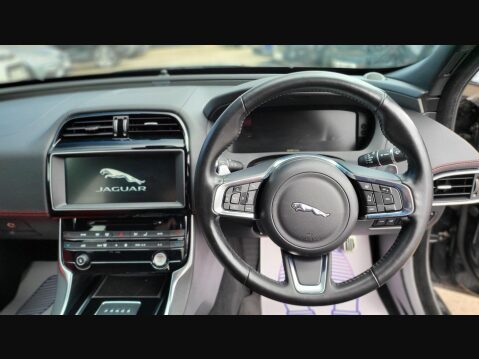 Jaguar XE D LANDMARK AWD 20