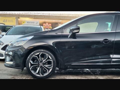 Renault Clio ICONIC TCE 7