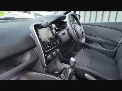 Renault Clio ICONIC TCE 12