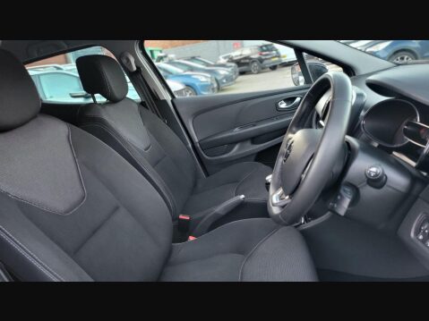 Renault Clio ICONIC TCE 20