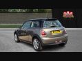 Mini Hatch COOPER 6