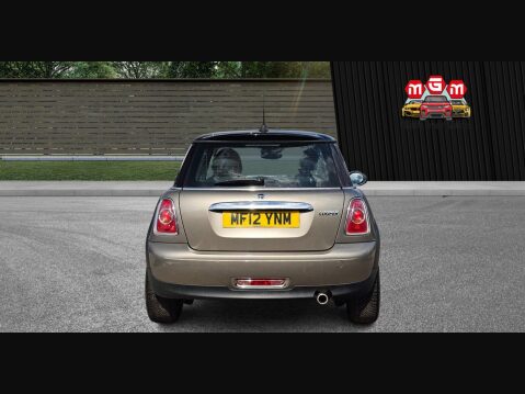 Mini Hatch COOPER 8