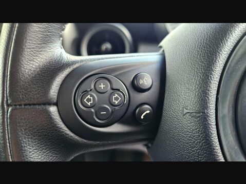 Mini Hatch COOPER 18