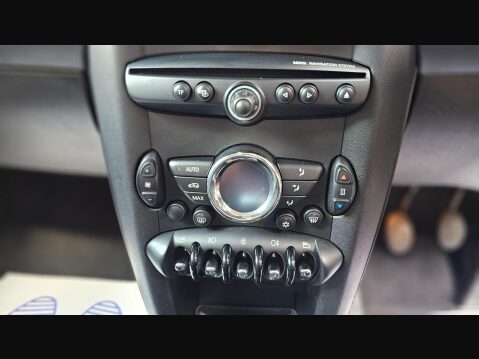 Mini Hatch COOPER 19
