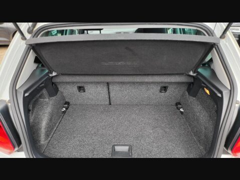 Volkswagen Polo MATCH TSI 28