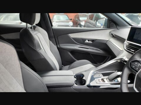 Peugeot 3008 S/S GT PREMIUM 17