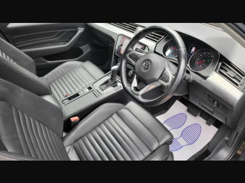 Volkswagen Passat SEL TDI DSG 2