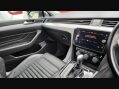 Volkswagen Passat SEL TDI DSG 14